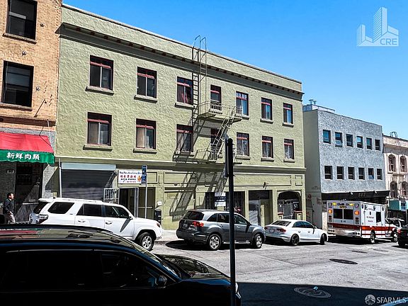 2nd image of 826 Jackson St