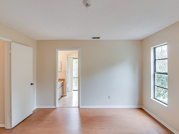4th image of 740 Whitewood Dr