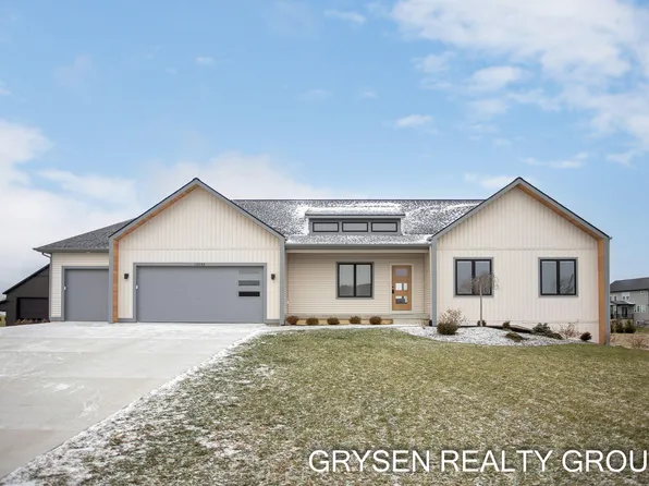 12643 Ridgedale Dr, Allendale, MI 49401