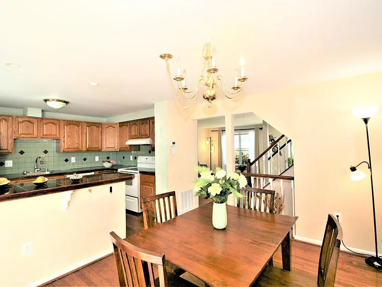 10602 Tuppence Ct — Photo 8
