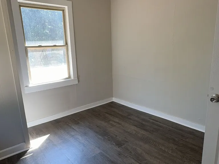 226 Church St — Photo 8