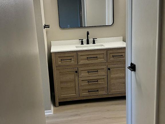Unit Photo