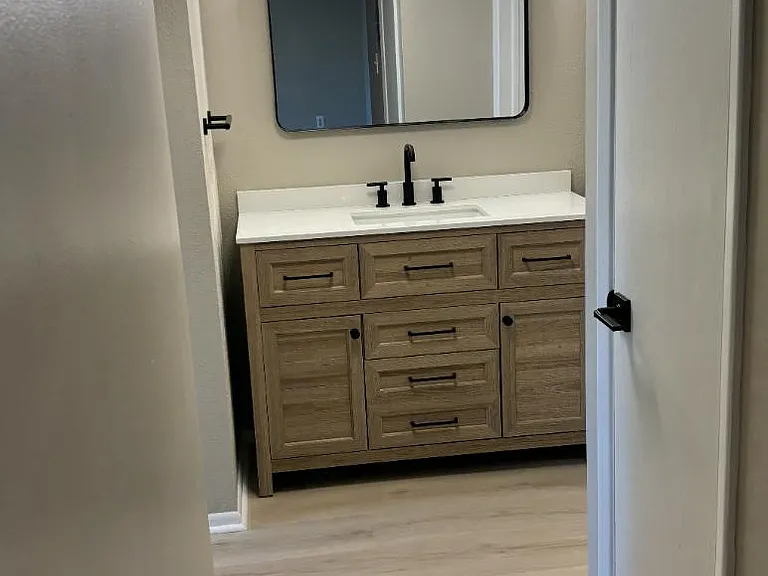 Unit Photo