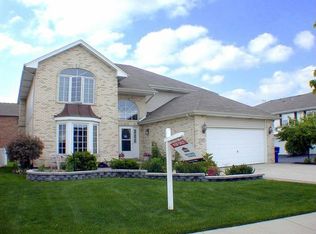 11007 S Cook Ave, Oak Lawn, IL 60453