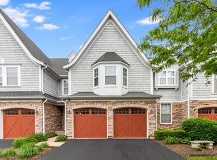 21946 W Tori Ln #13, Barrington, IL 60010