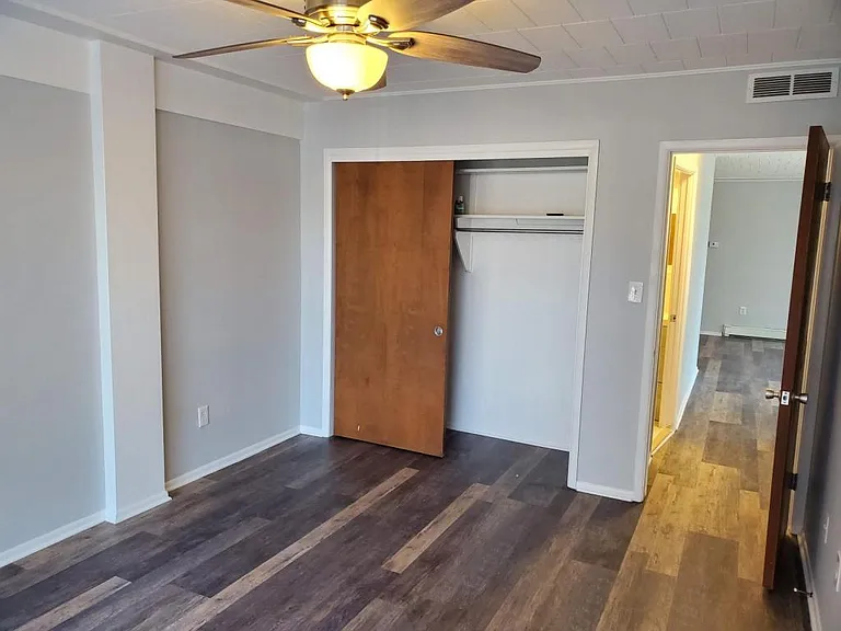 8300 W Jefferson Ave — Photo 7