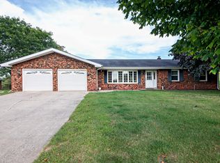 4093 Dohm Rd, Eau Claire, MI 49111