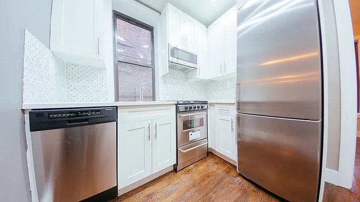 Rented by Miron Realty Group | media 47