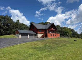 N5470 County Road B, Mauston, WI 53948