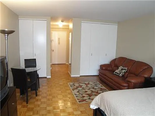 Rented by KG Properties | media 32