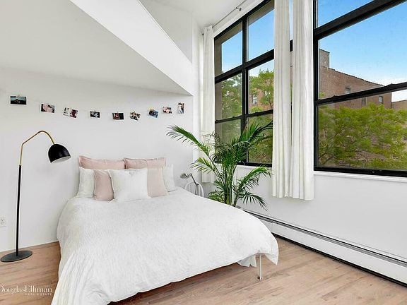 4th image of 110 Clifton Pl APT 4C