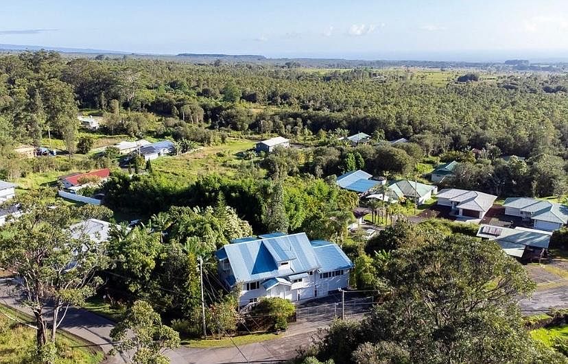 1st image of 18-4094 Haumalu St #1