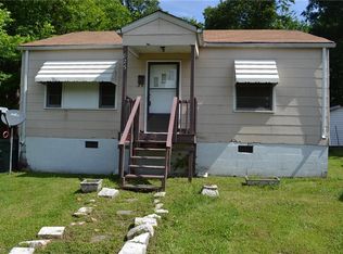 825 Broad Ave, Greensboro, NC 27406