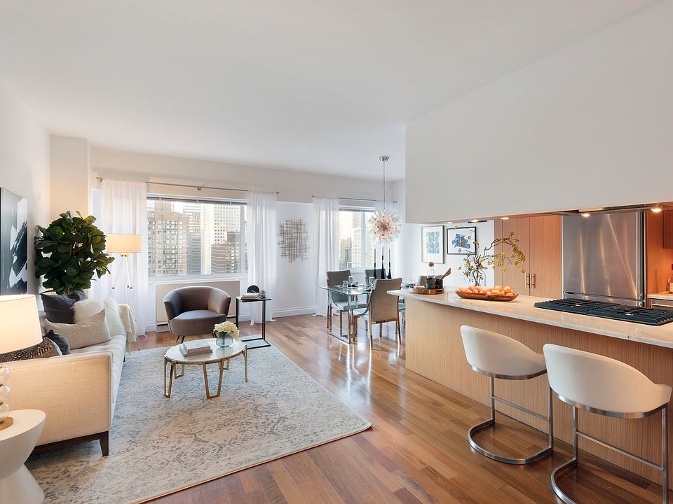 1st image of 400 E 54th St. #31B