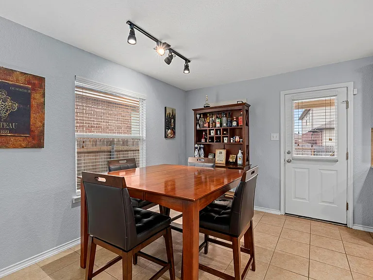 9426 Palomino Path — Photo 15