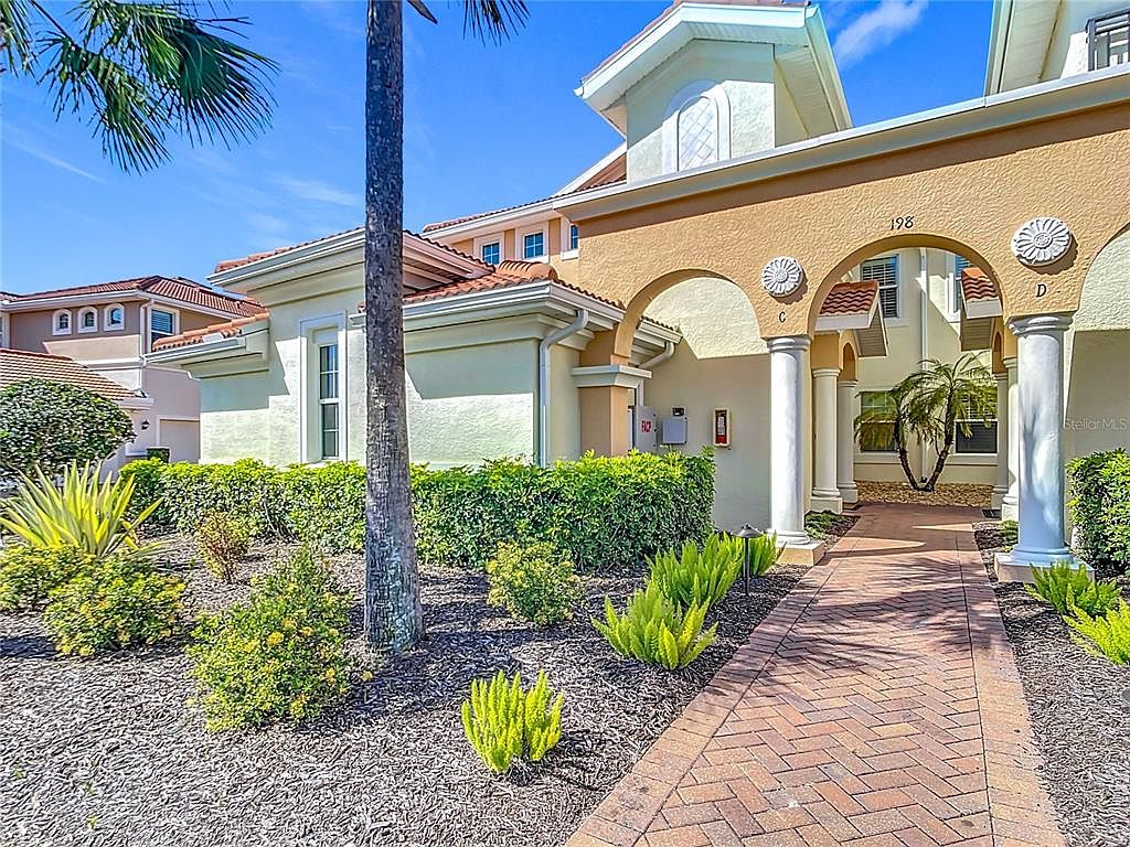 198 Bella Vista Ter #C