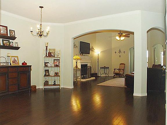 4th image of 4813 Concho Ln