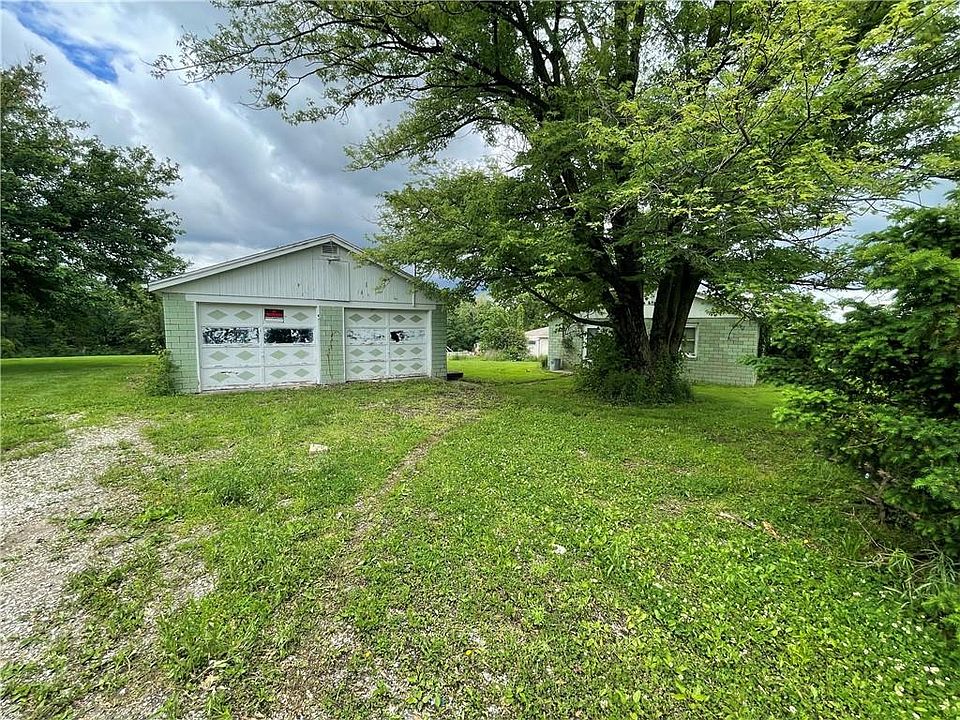 2nd image of 2536 S County Road 50 W
