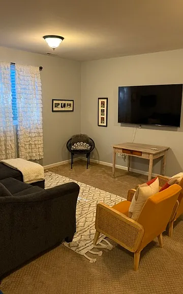 15018 Story Ct — Photo 35