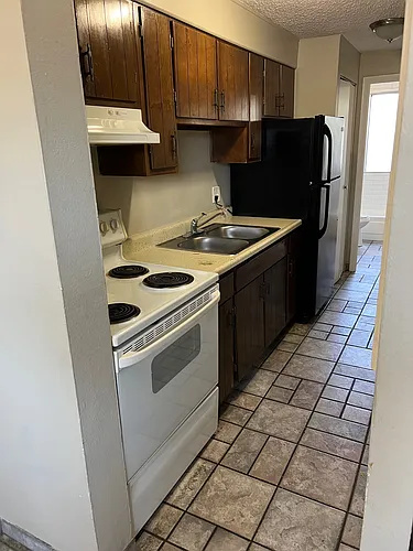 1205 Yosemite St #11 Photo 1
