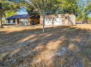 304 Sun Valley Dr, Victoria, TX 77904