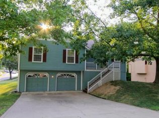 6719 N Dalton Ct, Kansas City, MO 64151