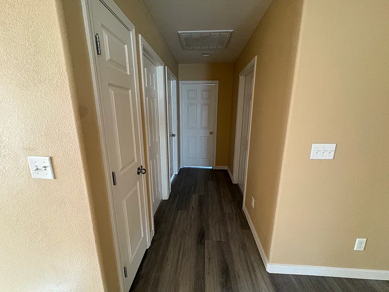 4725 Portola Vista Ave — Photo 27