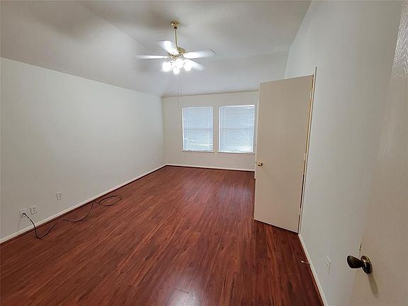5th image of 1510 Chandler Park Ln
