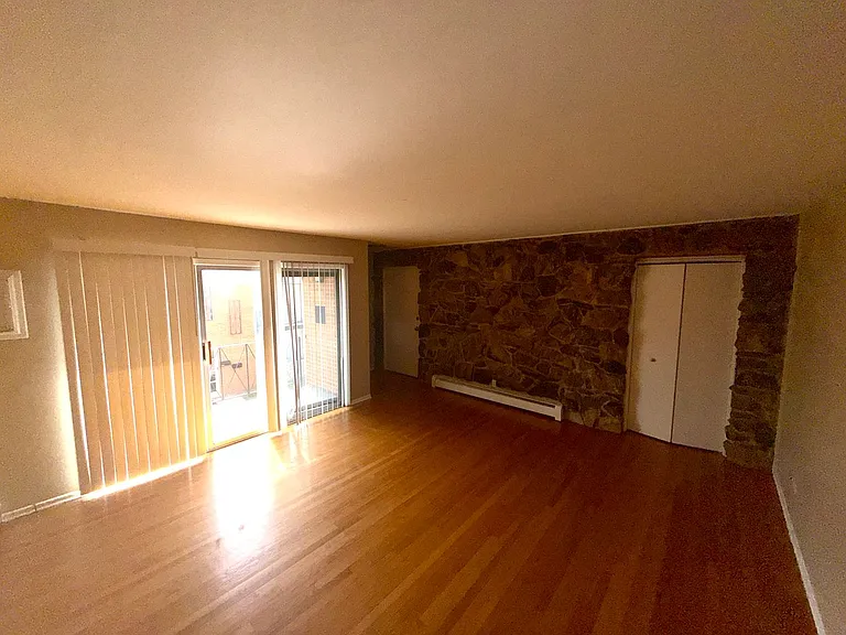 9 Scotdale Rd. — Photo 2