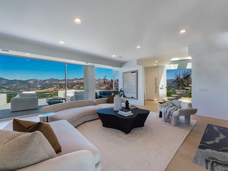 375 Kortum Canyon Rd — Photo 10