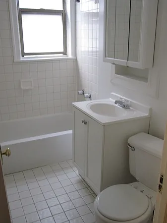 1365 W Estes Ave #1N — Photo 5