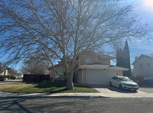 44650 Stillwater Dr, Lancaster, CA 93536