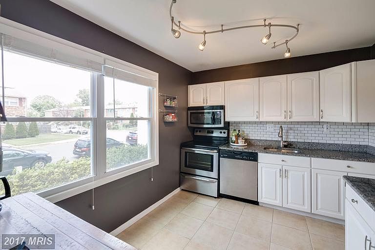 261 Meadows Ln NE, Leesburg, VA 20176 Zillow