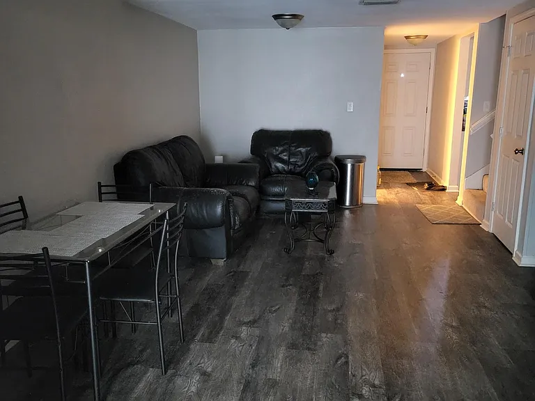 1025 W 19th St #14C — Photo 1