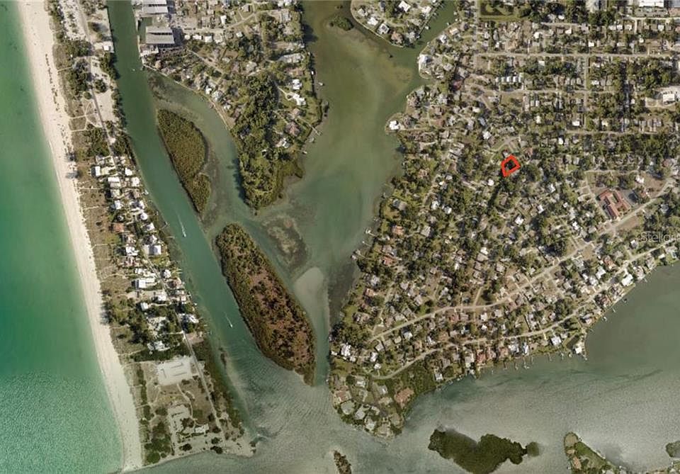 2nd image of Bay Point Ave