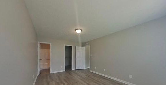 3rd image of 7218 Barnwell Pl