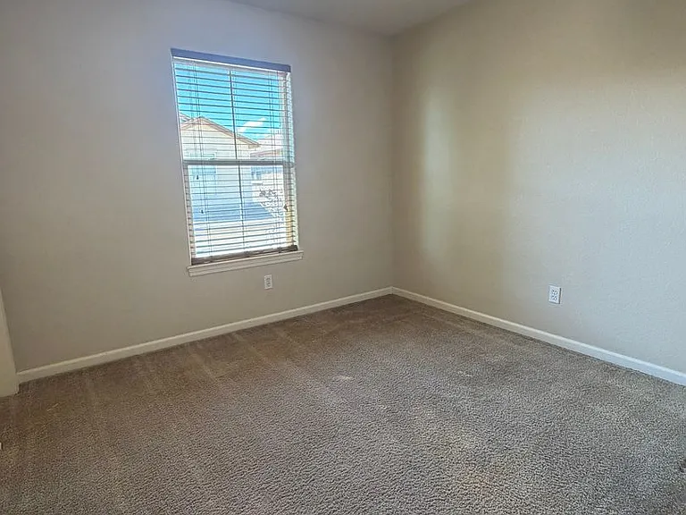 2348 La Villa Way — Photo 10