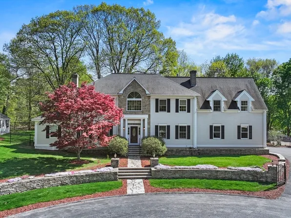 14 Weld St, Westborough, MA 01581