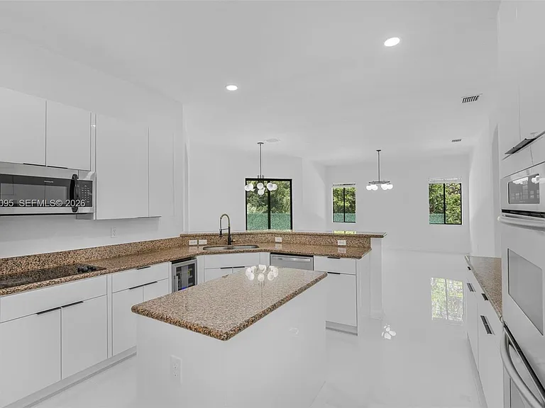 7551 SW 187th St — Photo 14