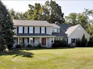 5777 Braeburn Ct, Kalamazoo, MI 49009