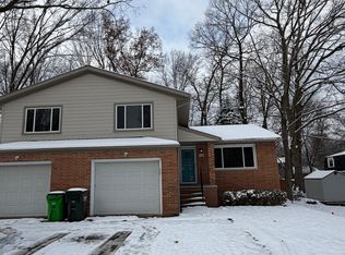 4144 Forest Heights Dr #4144, Stow, OH 44224
