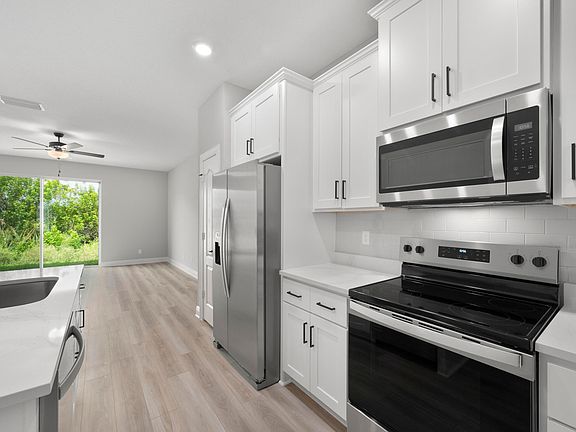 5th image of 1707 Merriment Way