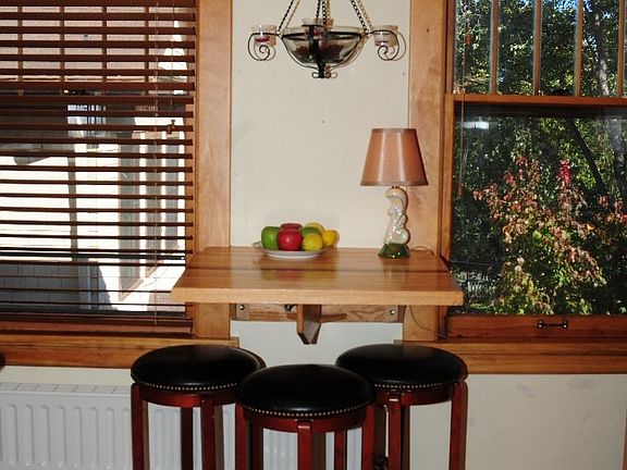 Informal dining area in kitchen