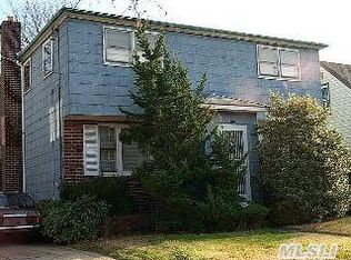 1431 Noel Ave, Hewlett, NY 11557