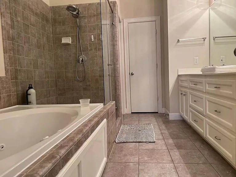 2710 Hullsmith Dr #303 — Photo 5