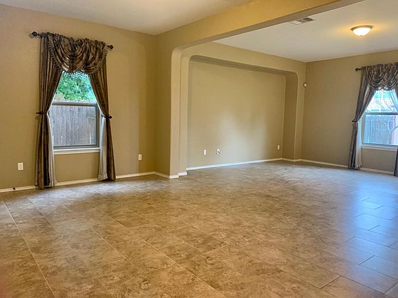 3rd image of 104 Settlers Home Dr