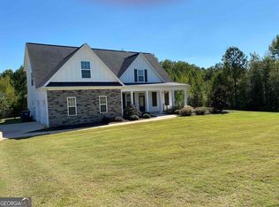 884 Ashley Glen Dr, Williamson, GA 30292