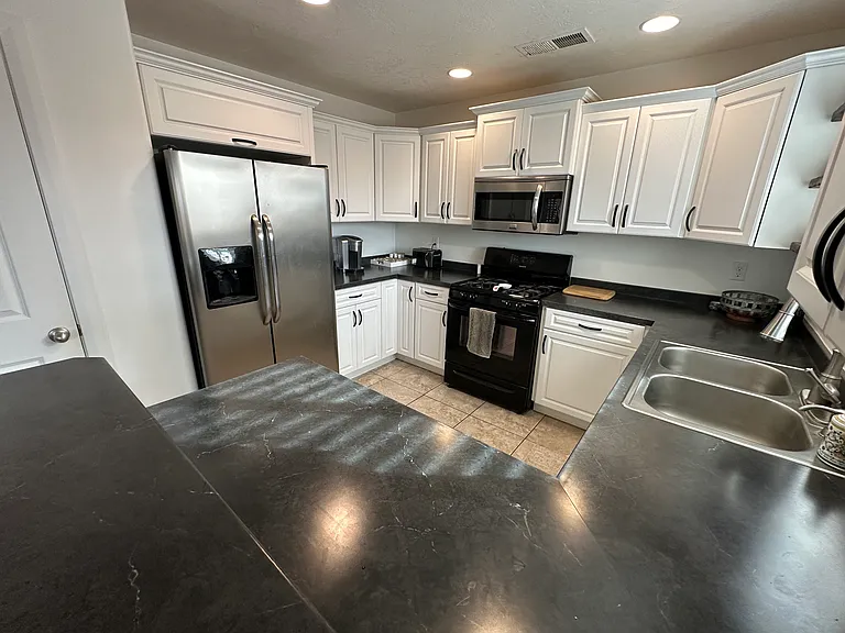 348 S Main St — Photo 24