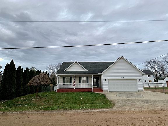 2nd image of 16155 Softwater Lake Dr