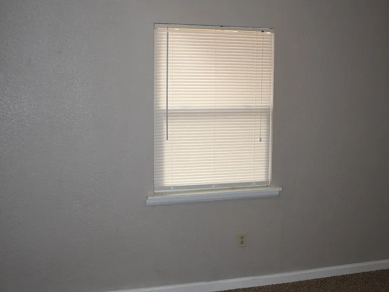 3720 N Fillmore St — Photo 19